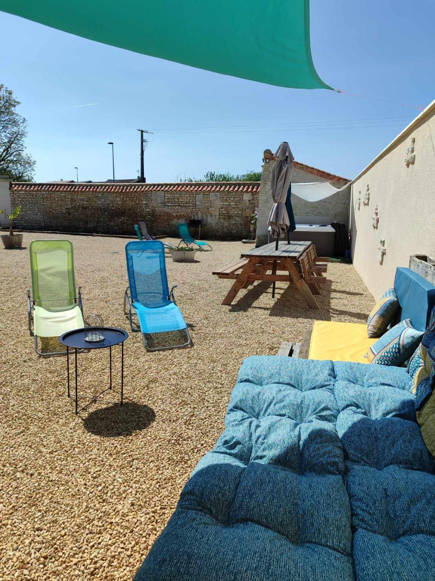 Gite Le Relais Du Mardelon Messeme Exterior photo